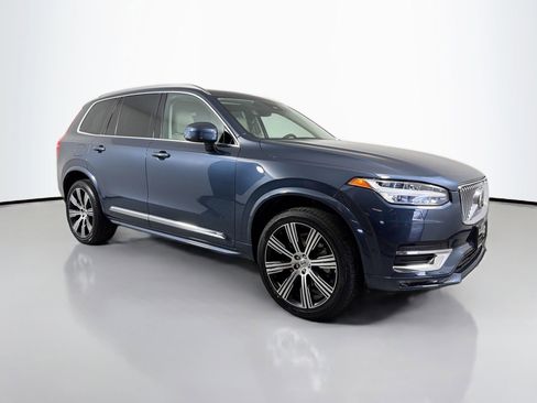 Certified 2023 Volvo XC90 B6 Ultimate w/ Protection Package Premier image 3