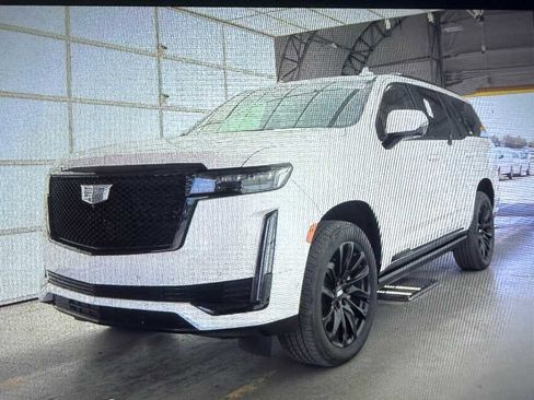 Used 2023 Cadillac Escalade Sport Platinum w/ LPO, ONYX Package image 1