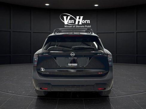 Used 2025 Nissan Kicks SR FWD image 6