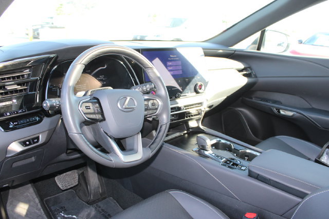 Used 2025 Lexus RX 350 Premium w/ Convenience Package FWD image 12
