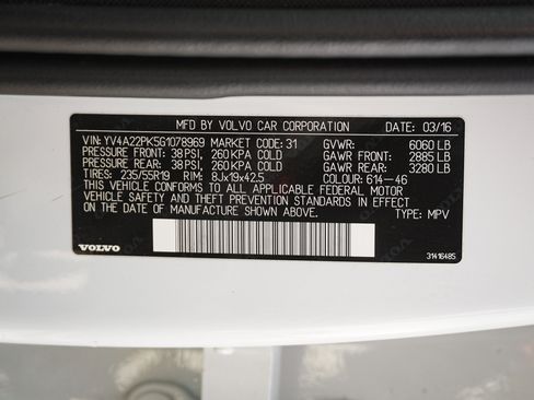 Used 2016 Volvo XC90 T6 Momentum w/ Protection Package Plus image 37