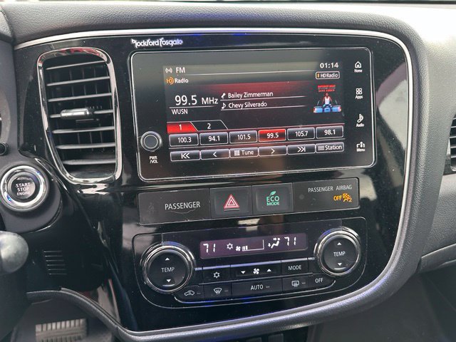 Used 2017 Mitsubishi Outlander GT AWD/4WD image 22