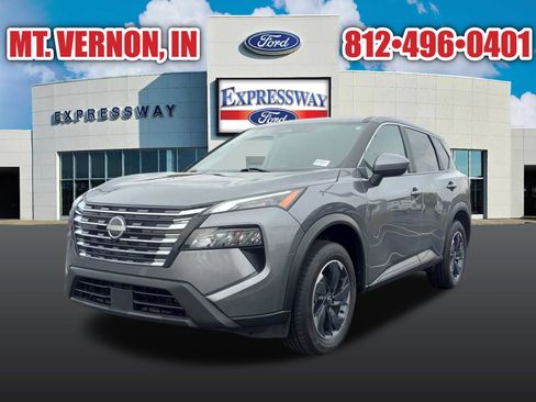 Used 2024 Nissan Rogue SV image 1