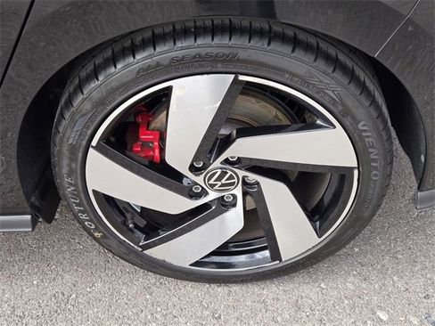 Used 2024 Volkswagen GTI S image 10
