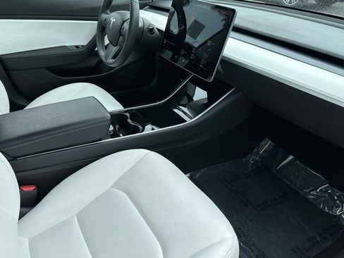 Used 2020 Tesla Model 3 RWD image 19