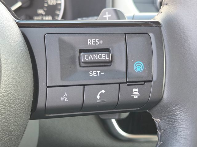 Used 2021 Nissan Rogue SV w/ Premium Package AWD/4WD image 16