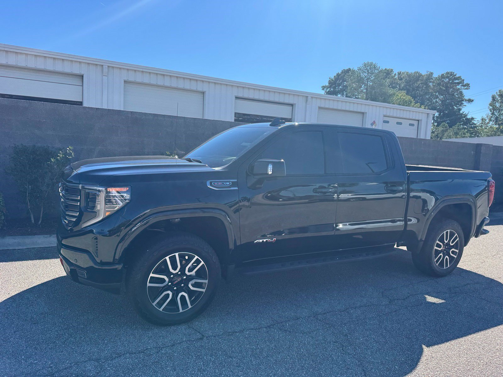 Certified 2026 GMC Sierra 1500 AT4 w/ AT4 Premium Package AWD/4WD image 3