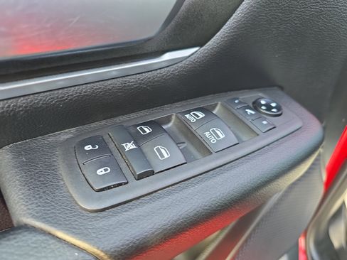 Used 2021 RAM 1500 Big Horn image 18