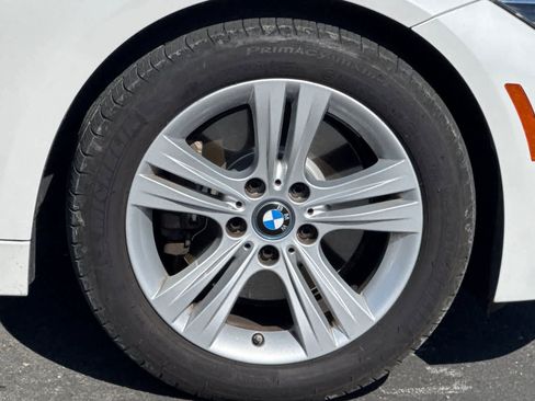 Used 2018 BMW 330e RWD image 30