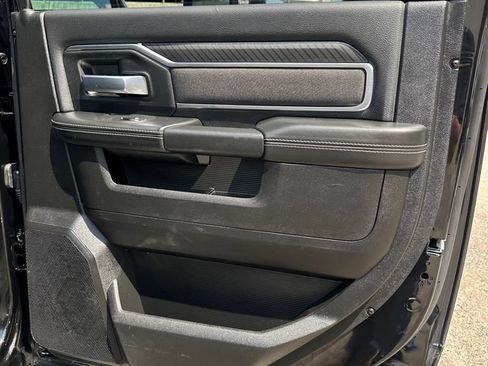 Used 2025 RAM 2500 Big Horn AWD/4WD image 34