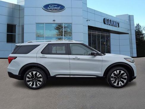 Certified 2025 Ford Explorer Platinum w/ LUX Leather Package image 7