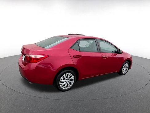 Used 2018 Toyota Corolla LE FWD image 13