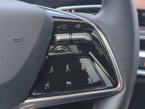 Certified 2024 Cadillac Lyriq Tech AWD/4WD image 28
