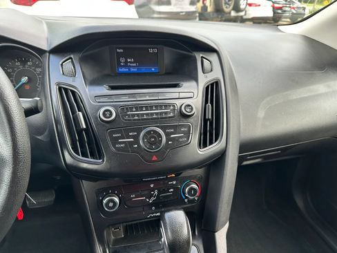 Used 2015 Ford Focus S FWD image 15