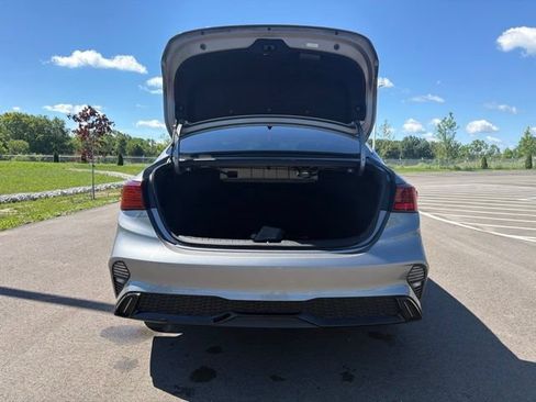 Used 2022 Kia Forte GT-Line w/ GT-Line Premium Package FWD image 8