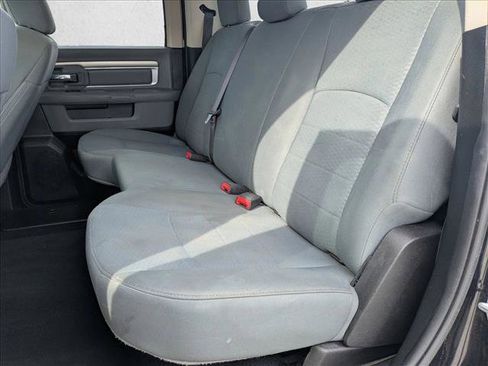 Used 2019 RAM 1500 Classic SLT image 17