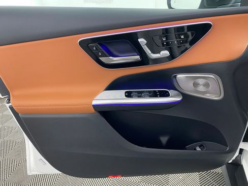 Used 2026 Mercedes-Benz GLC 300 4MATIC image 24