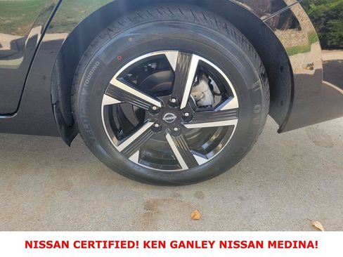 Certified 2024 Nissan Sentra SV image 20