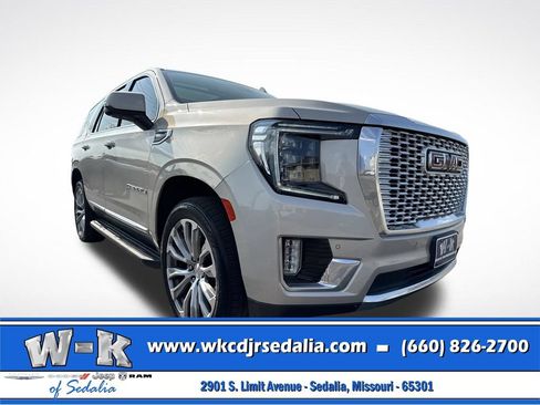 Used 2021 GMC Yukon Denali AWD/4WD image 3