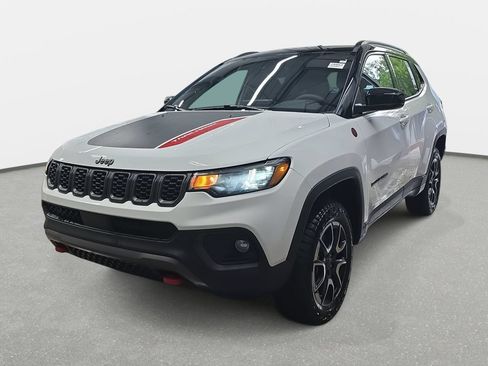 New 2026 Jeep Compass Trailhawk AWD/4WD image 37