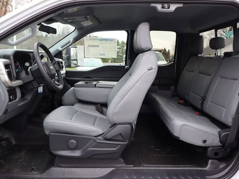 New 2026 Ford F350 XL w/ XL Chrome Package AWD/4WD image 26