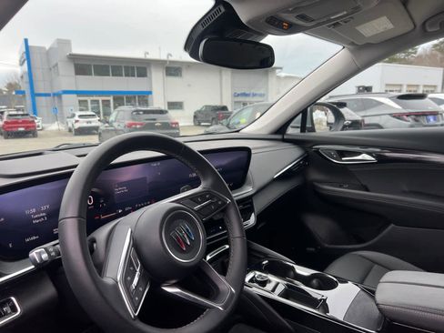 Certified 2025 Buick Envision Preferred image 14