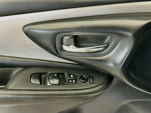 Used 2020 Nissan Murano S w/ Technology Package FWD image 24