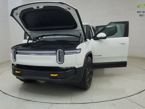 Used 2025 Rivian R1T Premium AWD/4WD image 70
