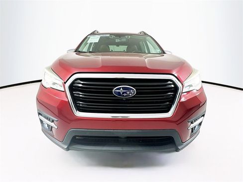 Used 2019 Subaru Ascent Touring image 2