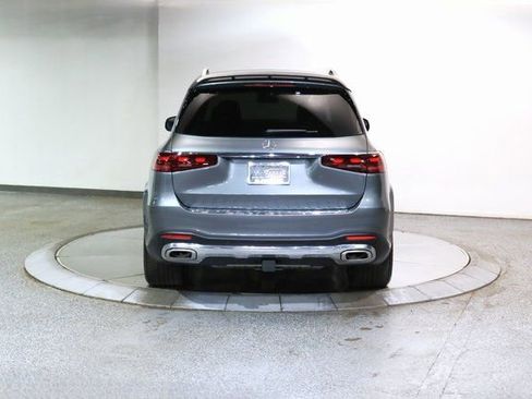 Used 2024 Mercedes-Benz GLS 580 4MATIC image 14