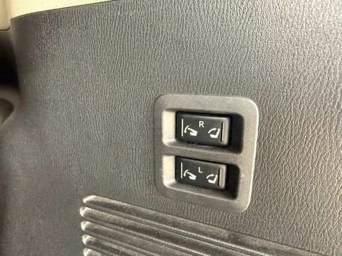 Used 2019 Nissan Armada SV w/ Driver Package AWD/4WD image 15