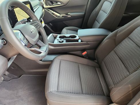 New 2026 Chevrolet Equinox LT w/ Midnight Edition image 9