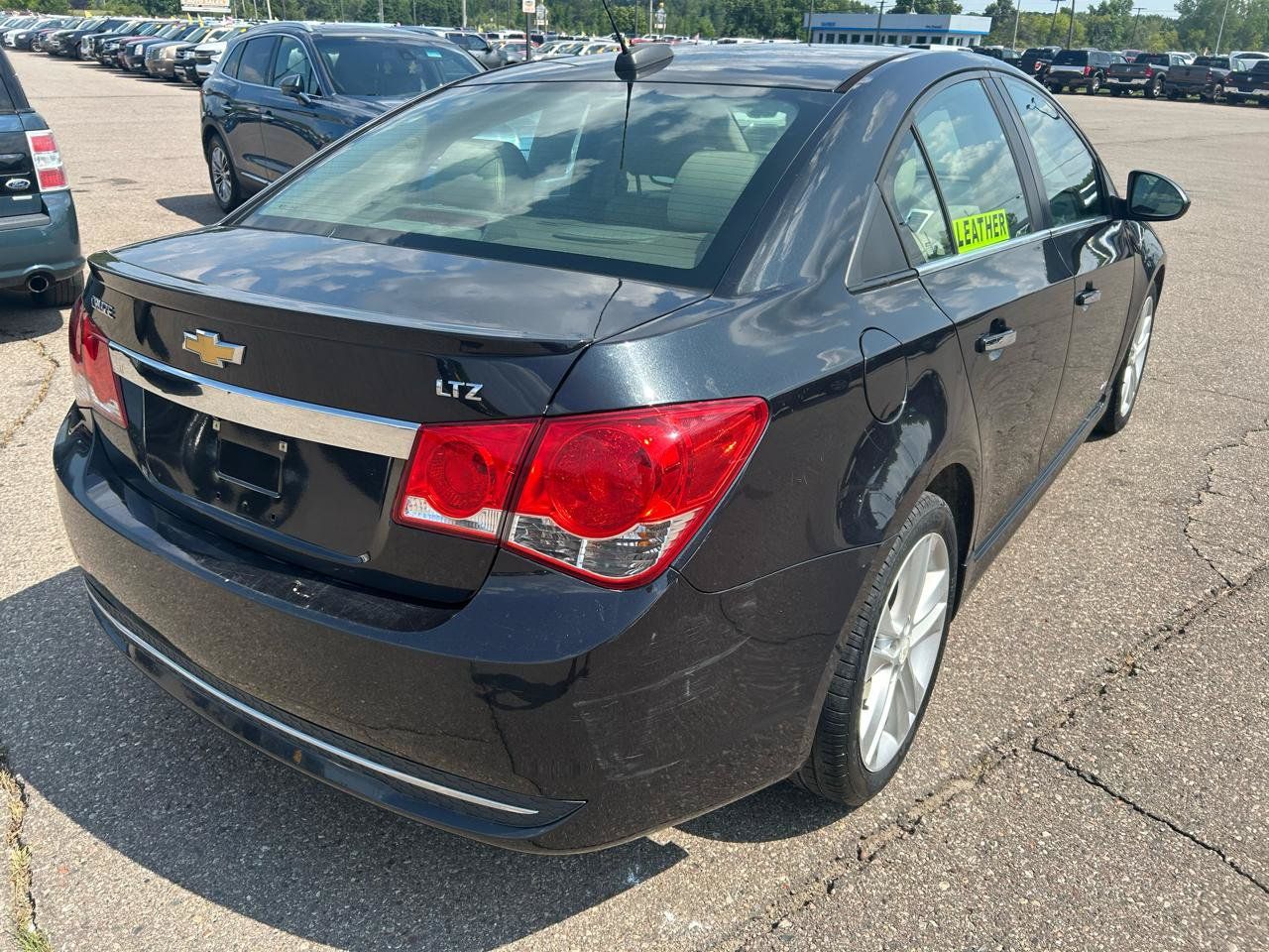Used 2015 Chevrolet Cruze LTZ w/ Sun, Sound and Sport Package FWD image 5