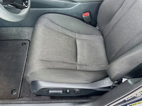 Used 2023 Honda Accord EX image 12