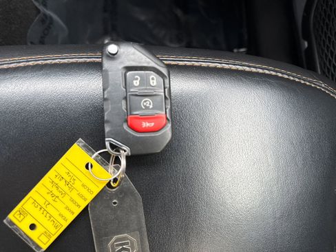 Used 2021 Jeep Wrangler Unlimited Sahara image 23