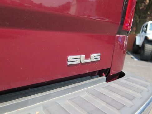 Used 2015 GMC Sierra 1500 SLE w/ SLE Value Package AWD/4WD image 8