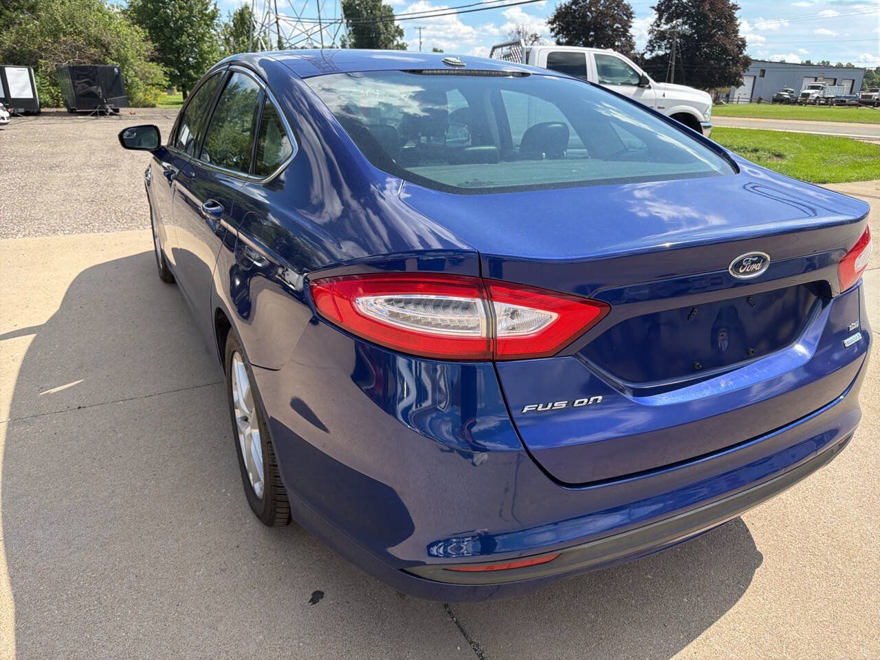 Used 2013 Ford Fusion SE FWD image 5