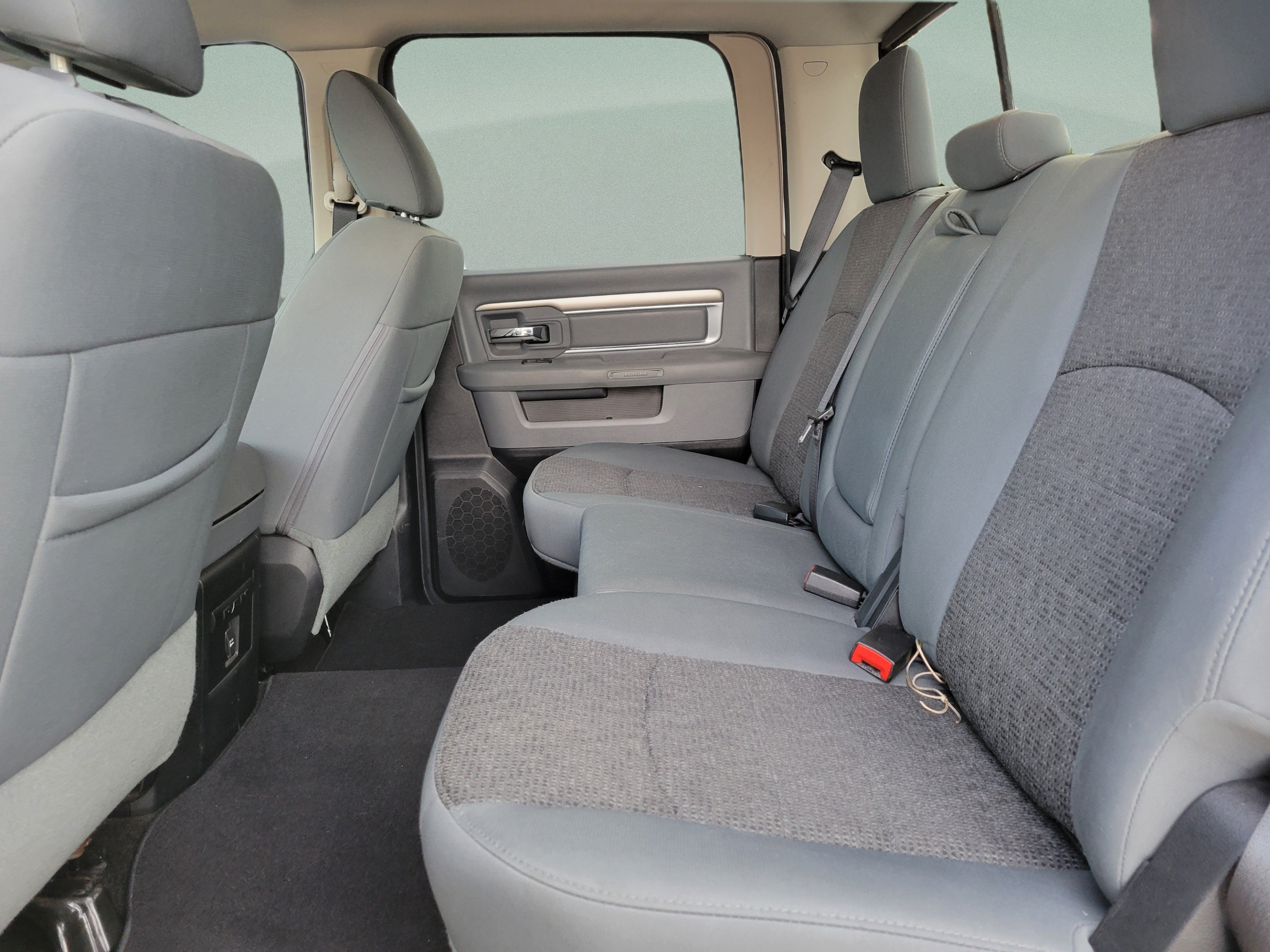 Used 2016 RAM 1500 Big Horn RWD image 6