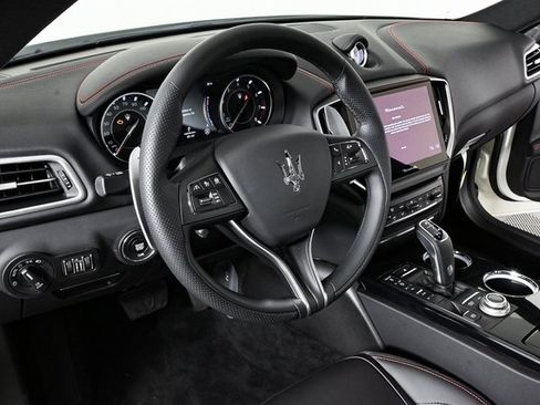 New 2024 Maserati Ghibli Modena Ultima Q4 image 4