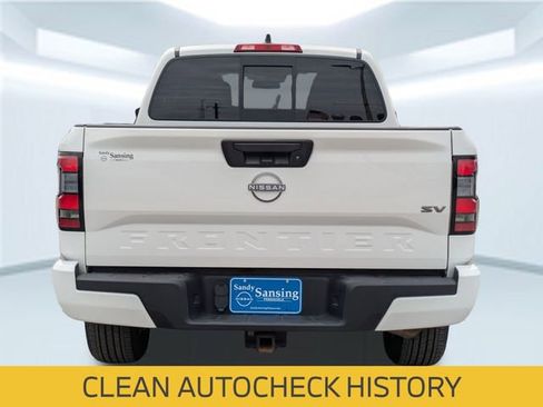 Used 2022 Nissan Frontier SV image 4