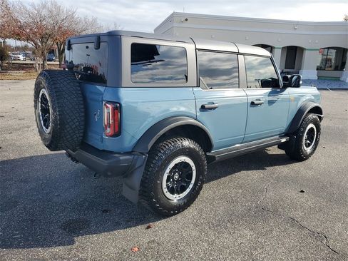 Used 2023 Ford Bronco Badlands image 4