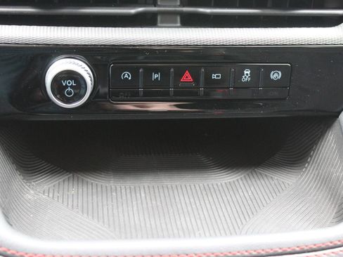 New 2026 Ford Explorer ST-Line w/ ST-Line Street Pack image 31