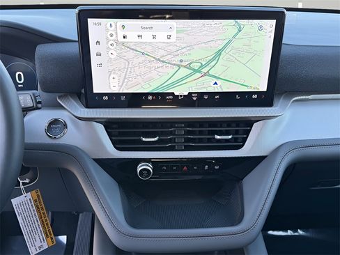 New 2026 Ford Explorer Active w/ Active Comfort Package image 7