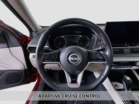 Used 2023 Nissan Altima 2.5 SL AWD/4WD image 6