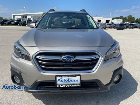 Used 2018 Subaru Outback 2.5i Limited AWD/4WD image 8