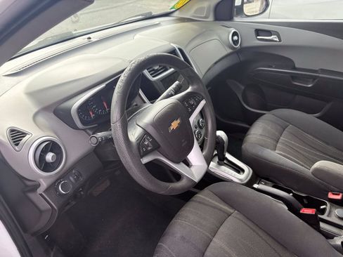 Used 2019 Chevrolet Sonic LT FWD image 4