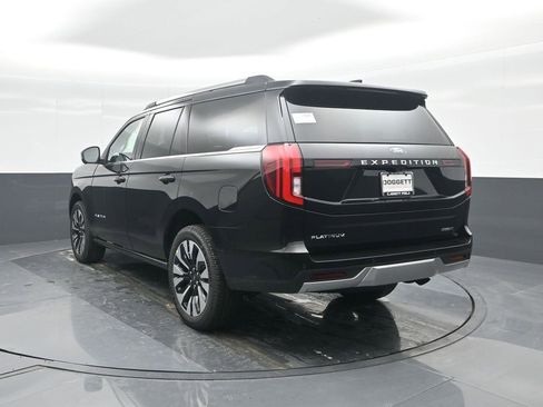 New 2025 Ford Expedition Platinum w/ Driver's Package image 22