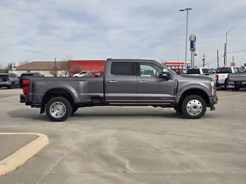 New 2026 Ford F450 Platinum w/ Platinum Plus Package image 7
