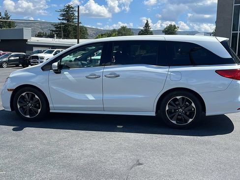 Used 2022 Honda Odyssey Elite image 8