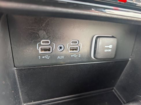 Used 2024 Jeep Grand Cherokee Limited AWD/4WD image 24